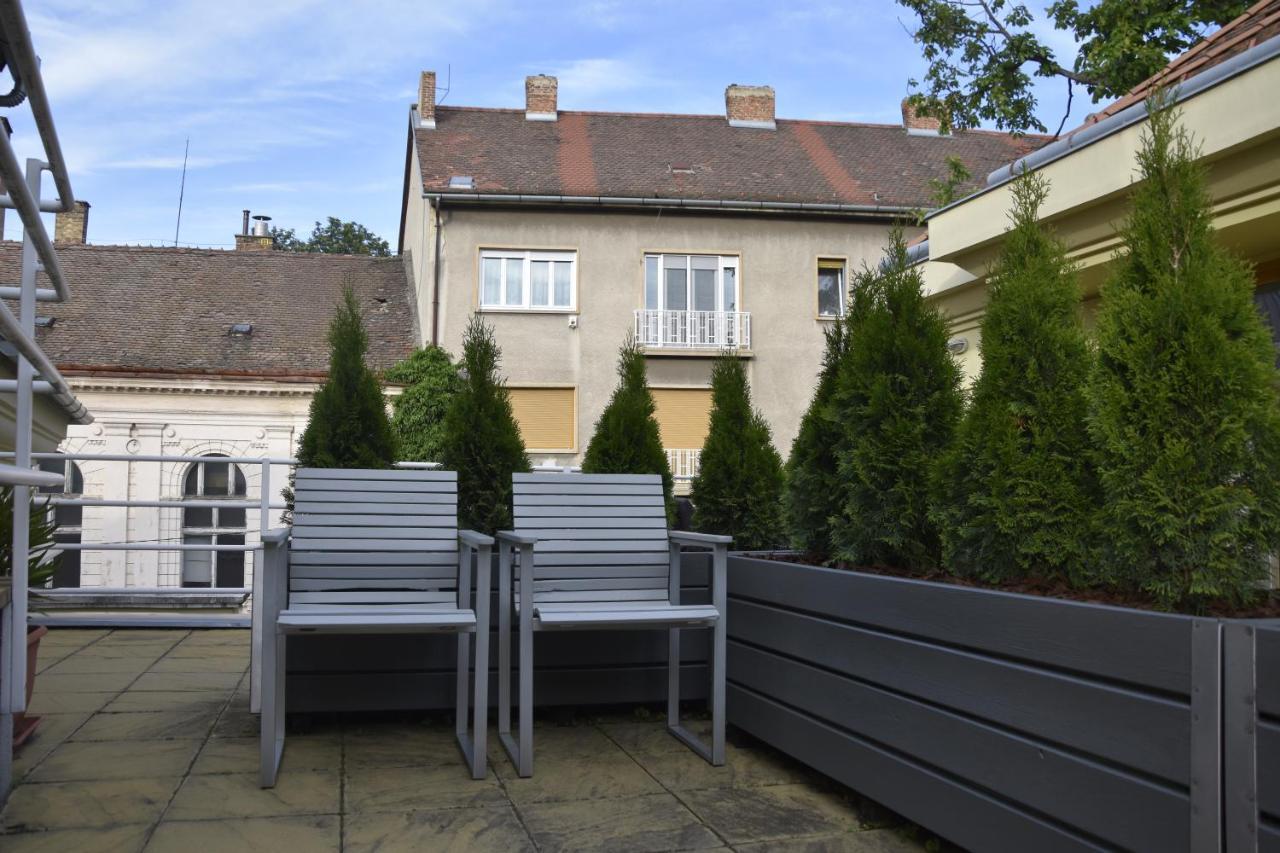 Stm3 Apartman Pécs Exterior photo