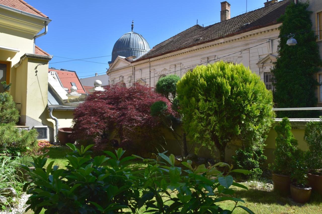Stm3 Apartman Pécs Exterior photo
