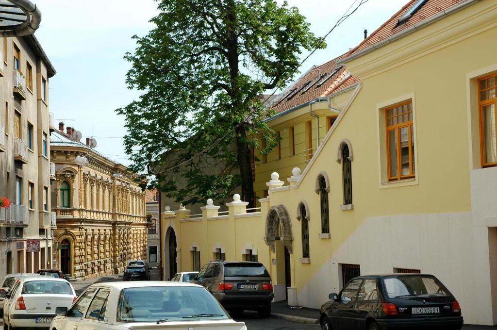 Stm3 Apartman Pécs Exterior photo
